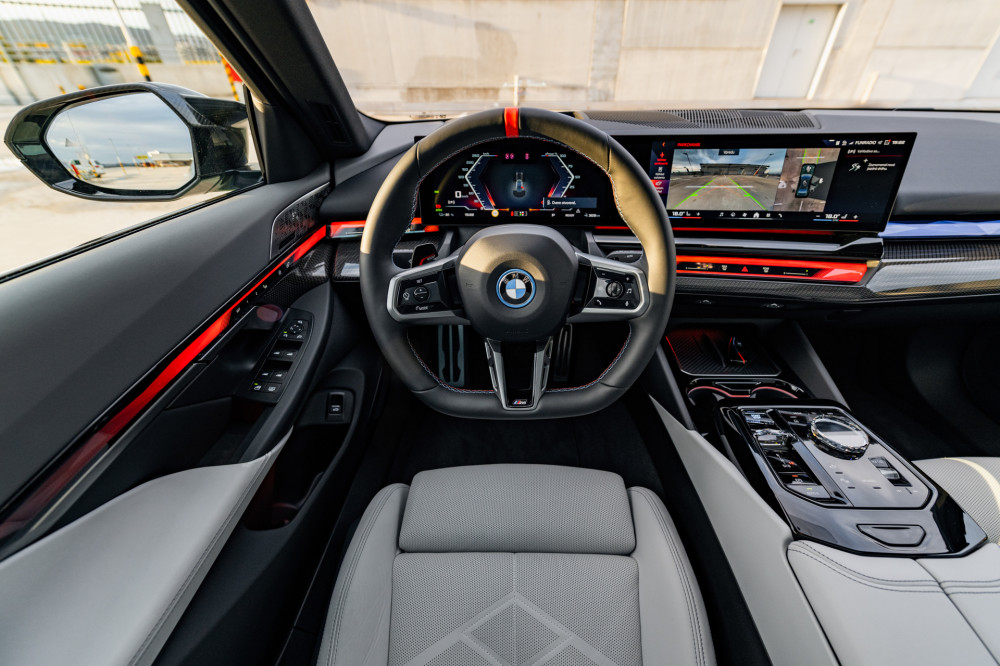 BMW i5 M60 xDrive 